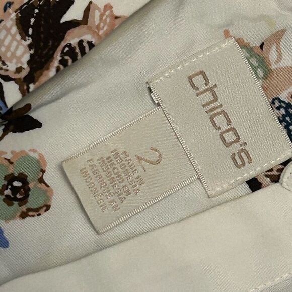 Chico's women's Silky Soft Botanical Lace-up Long sleeve Tunic top size 2 (us si - Picture 3 of 9